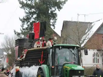 Veilchendienstagszug Grevenbrück (146)