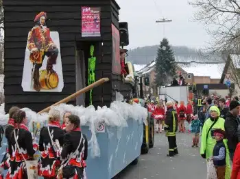 Veilchendienstagszug Grevenbrück (156)