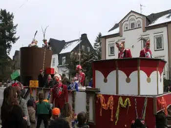 Veilchendienstagszug Grevenbrück (163)