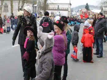 Veilchendienstagszug Grevenbrück (91)