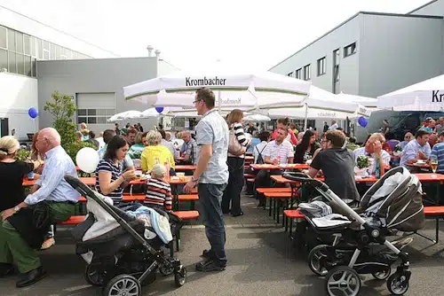 Erlebten gemeinsam einen schönen Tag: Die Besucher des Georg-Familienfestes (Quelle: Heinrich Georg GmbH).