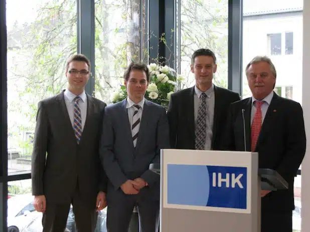 Verschiedene Themen standen beim IHK-Arbeitskreis Verkehrswirtschaft im Vordergrund. Im Bild (v.l.): Philipp Stahl (IHK Siegen), Dominic Steinborn, Michael Kröhl und Udo Schneider (Foto: IHK Siegen).