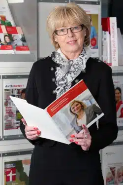 Birgit Riemer-Schnabel kümmert sich um Berufsrückkehrerinnen bei der Agentur für Arbeit Siegen (Foto: Agentur für Arbeit Siegen).