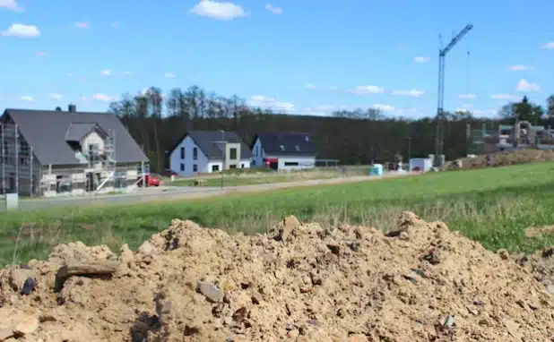 Der Bauboom ist auch in Wilnsdorf zu sehen: Fast die Hälfe der neuen privaten Wohngebäude entstanden 2013 in den Baugebieten Sealegrow (hier im Bild) und Am untersten Johannes (Foto: Gemeinde Wilnsdorf).