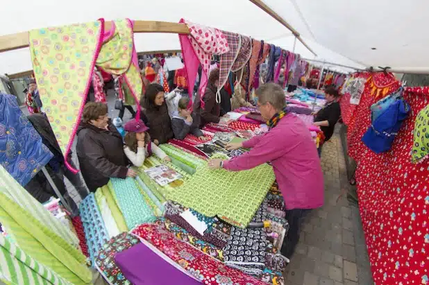 Der deutsch-holländische Stoffmarkt in Soest (Foto: Gero Sliwa)