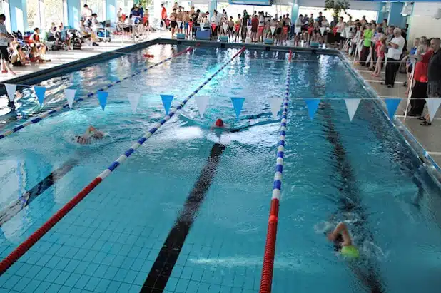 164 Aktive machten beim Herbstschwimmfest des TuS Velmede-Bestwig im Mescheder Hallenbad ihre Besten aus (Foto: TuS Velmede-Bestwig).