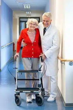 Die Geriatrie will die Mobilität der Patienten erhalten oder wieder herstellen (Foto: St. Franziskus-Hospital gGmbH).