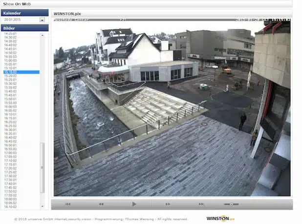 Per Webcam können sich alle Interessierten nun selbst ein Bild über den Fortgang der Arbeiten rund um das künftige Meschede-Center machen (Foto: Stadt Meschede).