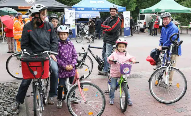  Das Autofreie Volmetal ist ein Spaß für die ganze Familie. So war es zuletzt im Jahr 2013 (Foto: Hendrik Klein/Märkischer Kreis).