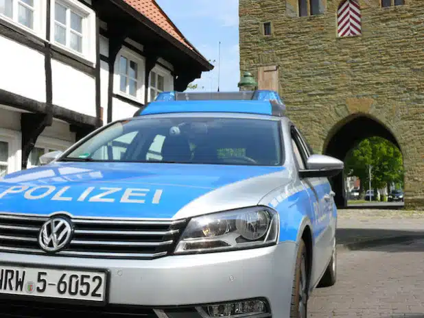 Ein Streifenwagen am Osthofentor - Foto: Kreispolizeibehörde Soest