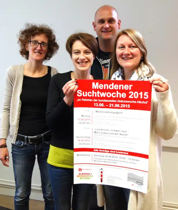 Gabi Weißkirchen, Kristina Feldhaus, Thomas Zimmermann und Anne-Kristin Hitzschke (von links nach rechts) stellten das Programm der Mendener Suchtwoche 2015 vor (Foto: Diakonie Mark-Ruhr gemeinnützige GmbH).