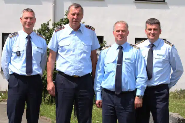 Generalleutnant Joachim Wundrak (2.v.l.) besuchte kürzlich den Einsatzführungsbereich 2 in Erndtebrück (Foto: Daniel Heinen).