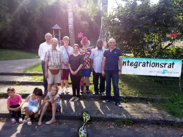 Organisatoren und Integrationsratsmitglieder freuten sich über die gute Resonanz, die das „Nachbarschaftsfest Dördel“ gefunden hatte (Foto: Stadt Iserlohn).