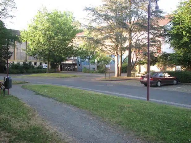 Auf und rund um den Bernhard-Weiss-Platz soll viel Neues und Modernes entstehen (Foto: Stadt Hilchenbach).