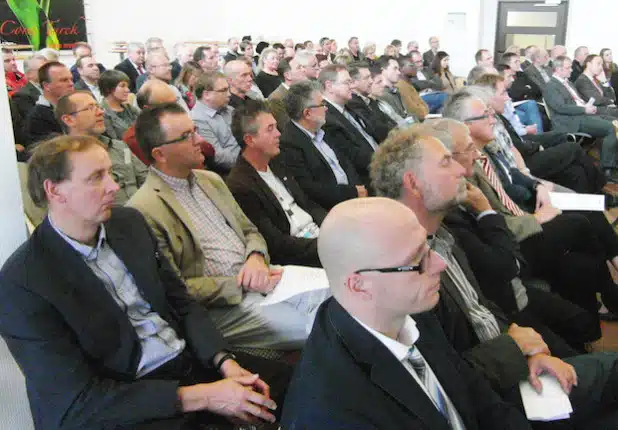 Die Aula im Berufskolleg für Technik des Kreises am Raithelplatz in Lüdenscheid war voll (Foto: BKT/Märkischer Kreis).