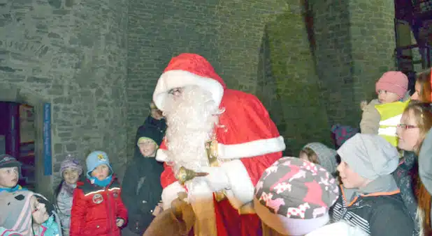 Die Nikolauswanderung auf Burg Altena (Foto: Märkischer Kreis)