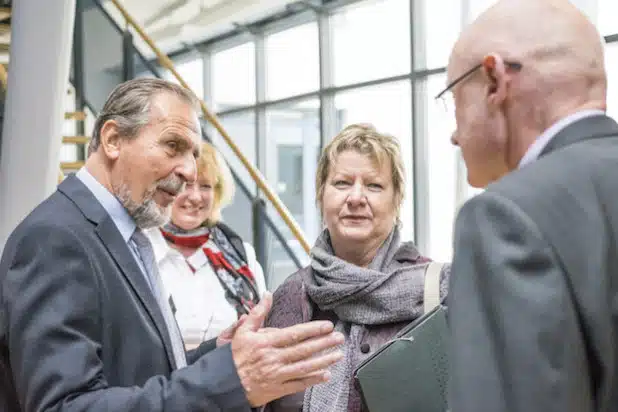 NRW-Schulministerin Sylvia Löhrmann (2.v.r.) beim 4. Sankelmarker Gespräch an der Universität Siegen (Foto: Universität Siegen/Björn Bowinkelmann).