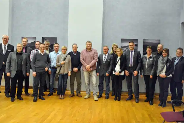 Im Rahmen ihres Besuches in der Gemeinde Bestwig nahmen die Gäste aus Niederorschel auch an einer Ratssitzung im Großen Bürgersaal des Bürger- und Rathauses teil (Foto: Gemeinde Bestwig).