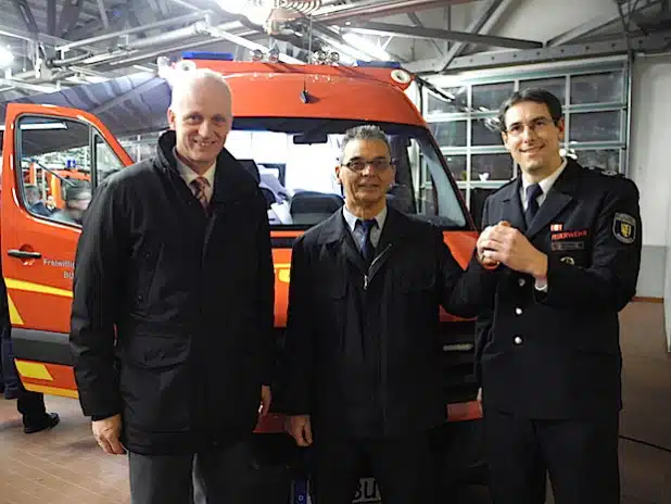 Über einen neuen Einsatzleitwagen kann sich die Burbacher Feuerwehr freuen, der beim Löschzug Burbach stationiert ist (Foto: Gemeinde Burbach).