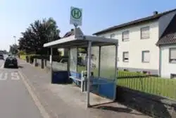 Das Buswartehäuschen an der Bürener Straße möchte die Stadt Geseke ebenfalls in den nächsten Jahren barrierefrei sanieren. (Quelle: Stadt Geseke)