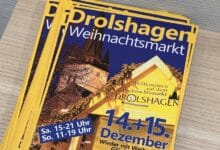 Weihnachtsmarkt Drolshagen 2024 - Die Flyer liegen schon überall aus.