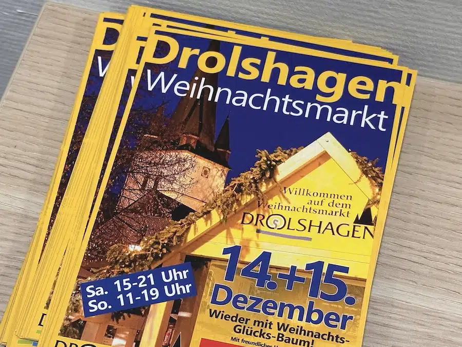 Weihnachtsmarkt Drolshagen 2024 - Die Flyer liegen schon überall aus.